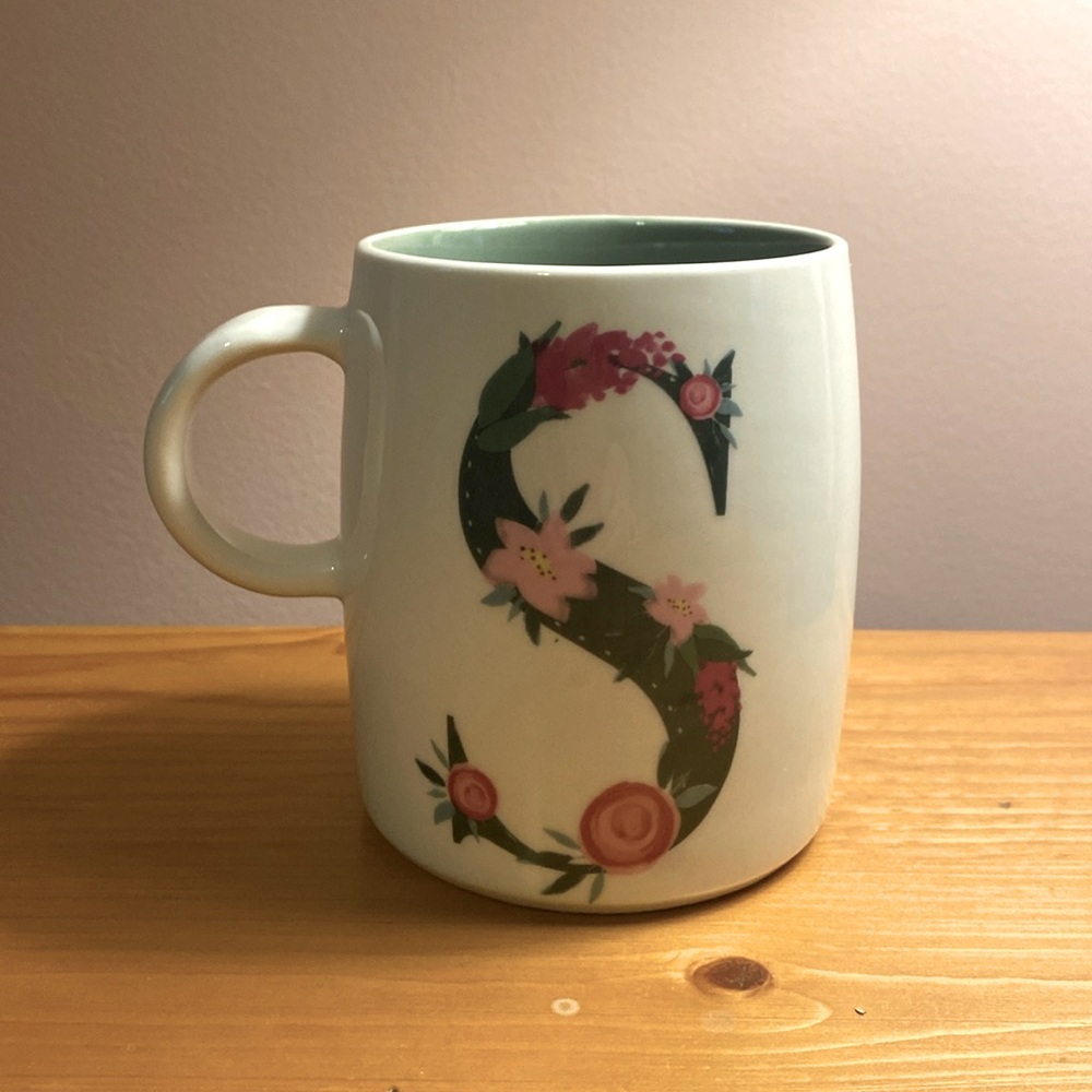 “S” initial coffee cup